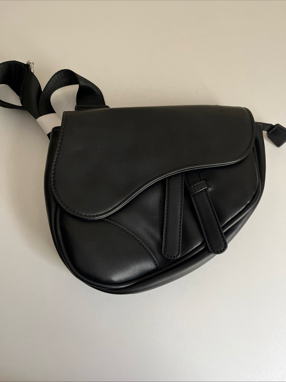 Black Saddle Bag Pistol Bag Casual Faux Leather Adjustable Strap Sling 9.5”